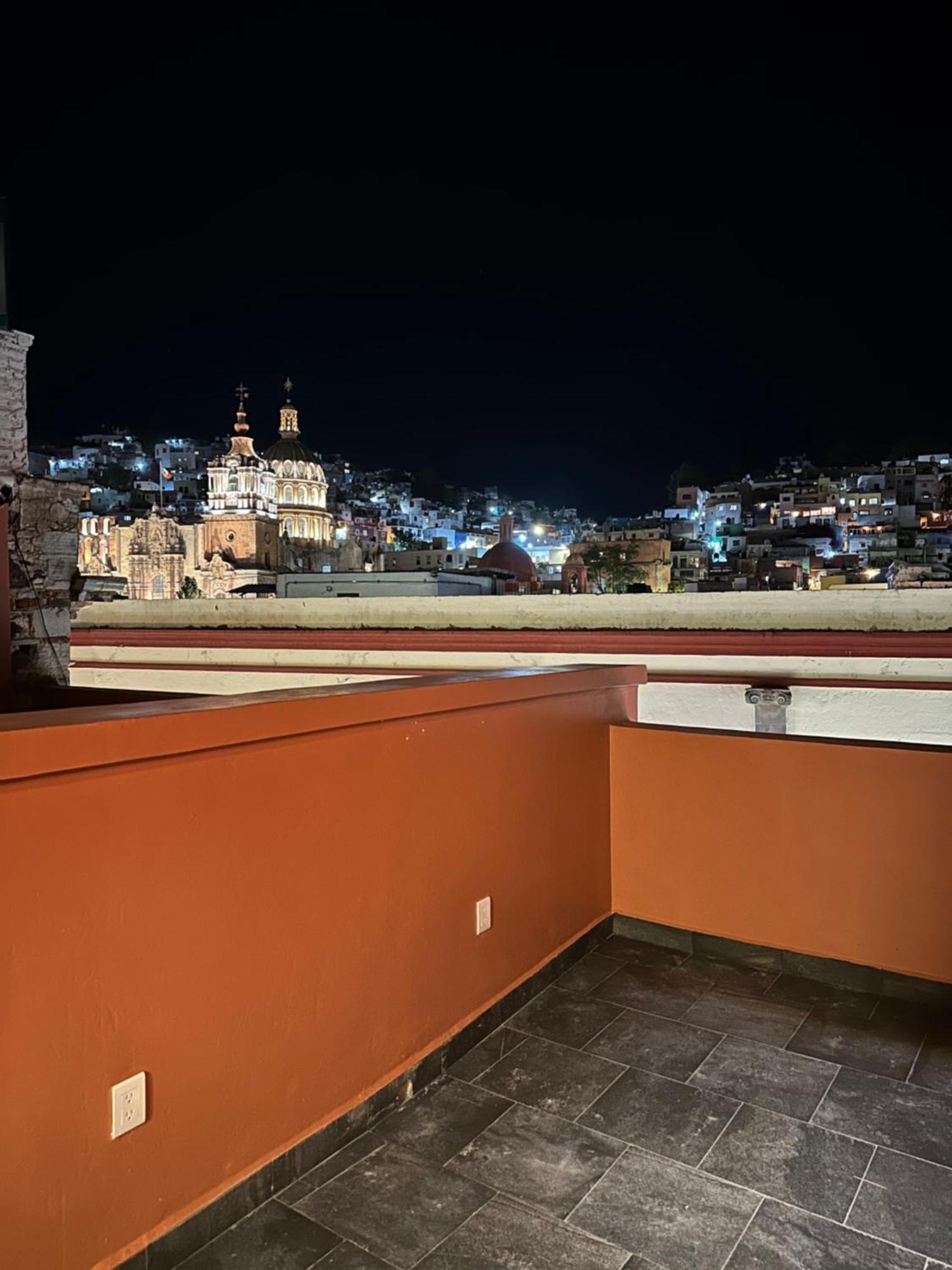 Suites Del Jardin Principal Guanajuato Exterior foto